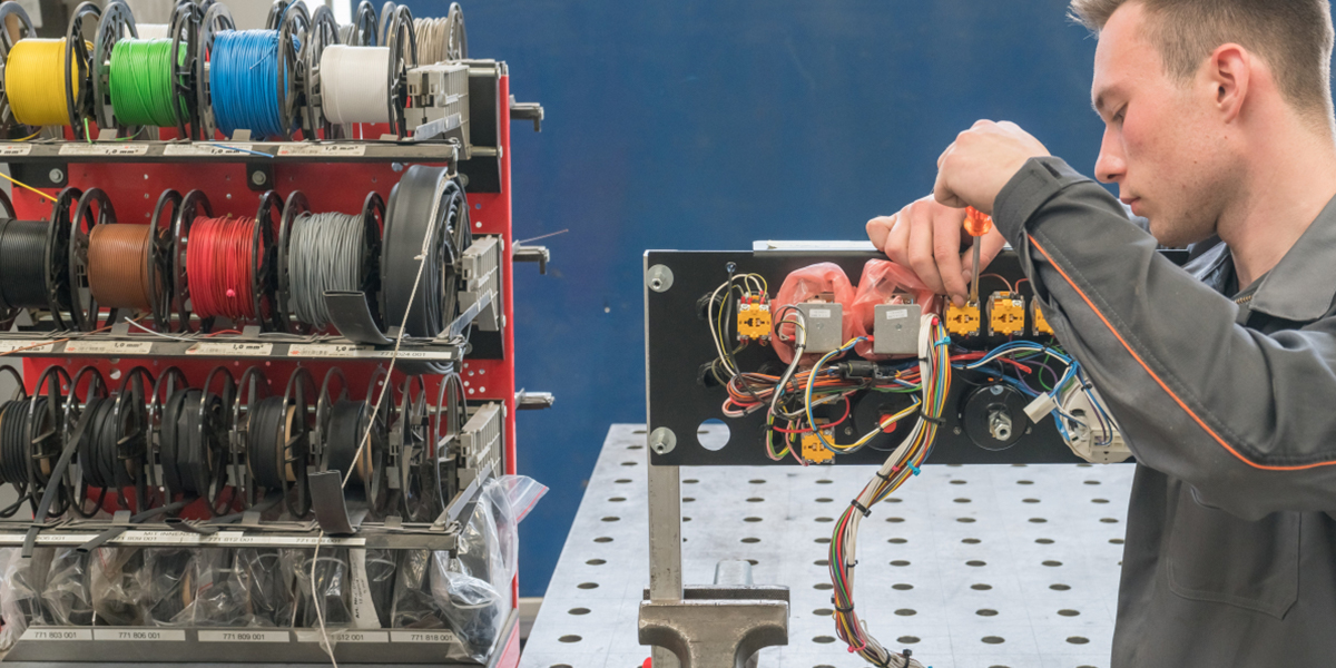 Fahrzeugschlosser/-in EFZ